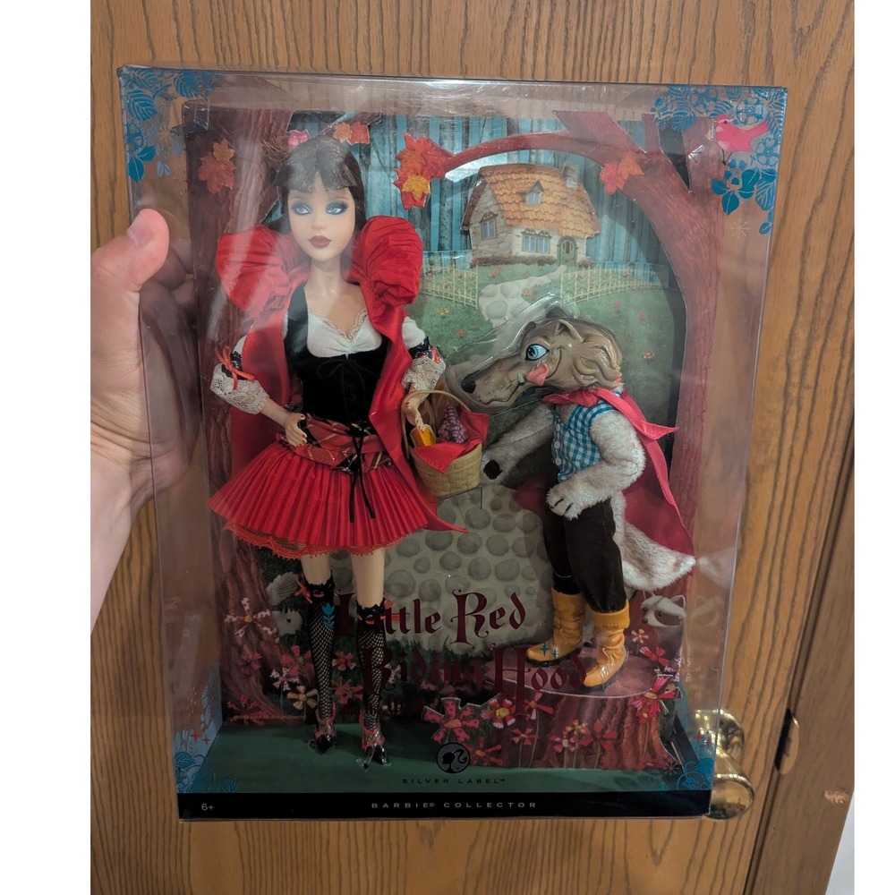Barbie Silver Label Little Red Riding Hood & Wolf Collector N3245 2008 Mattel - Picture 6 of 9